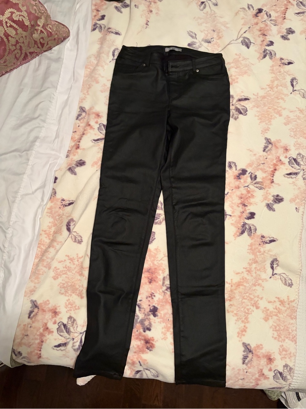 Women's Black Coated Skinny Pants - Sleek Stretch Fit
